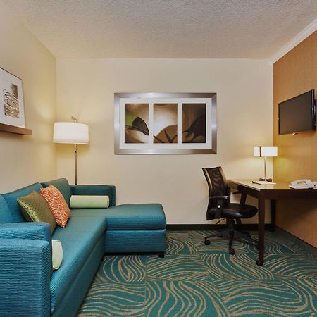 Springhill Suites Charlotte Lake Norman/Mooresville Exterior photo