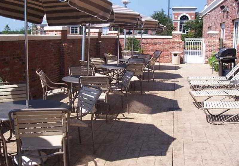 Springhill Suites Charlotte Lake Norman/Mooresville Exterior photo